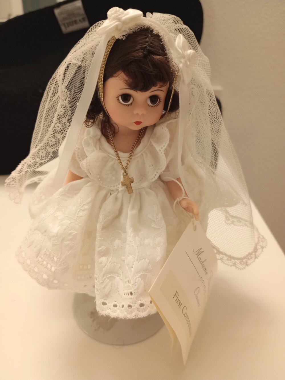 Madame Alexander 1st Communion Doll,White Dress& Veil,New Tag, chain with cross